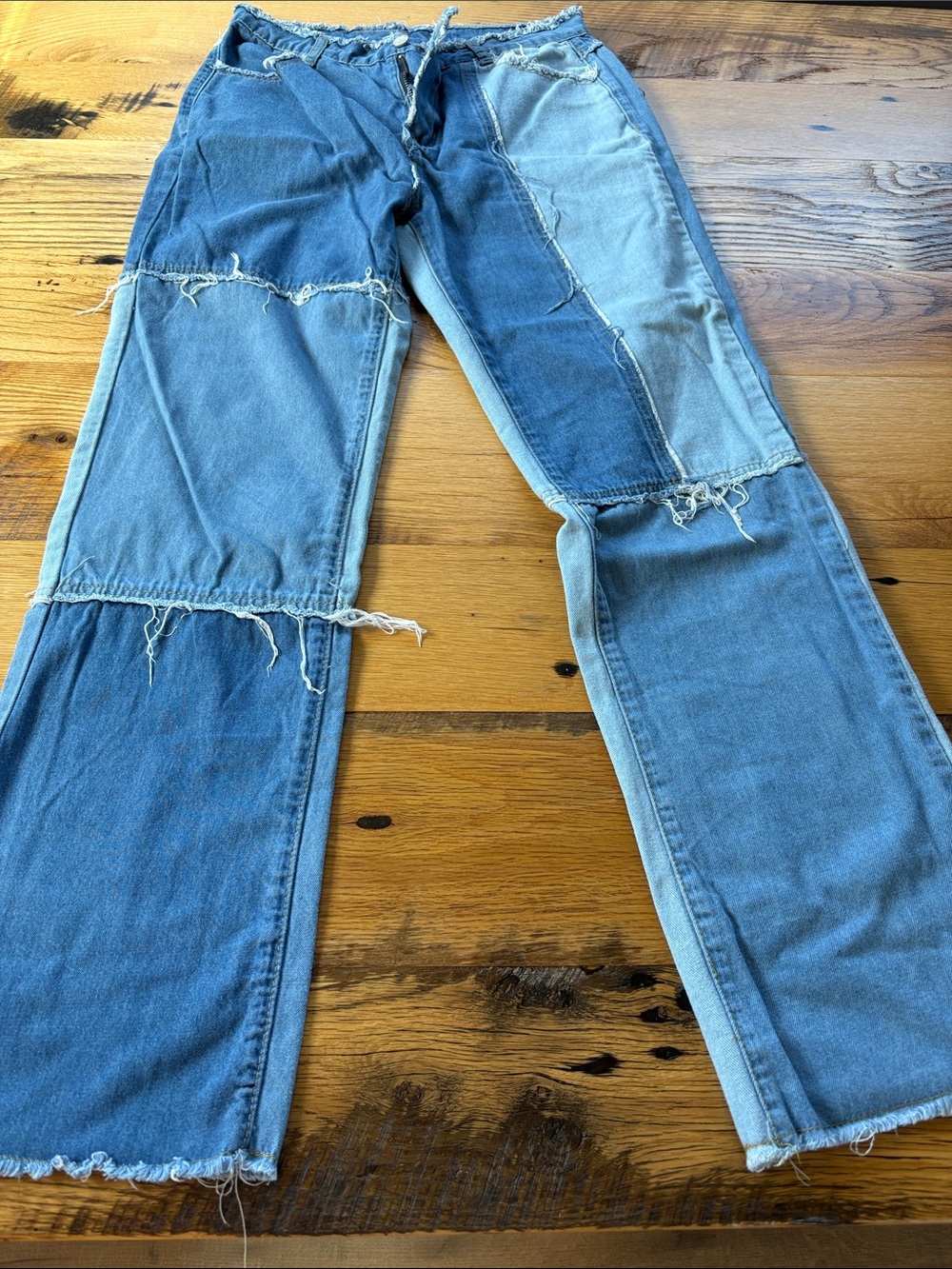 SHEIN Patchwork Two-Tone Light Blue Straight Leg Jeans - Size Large